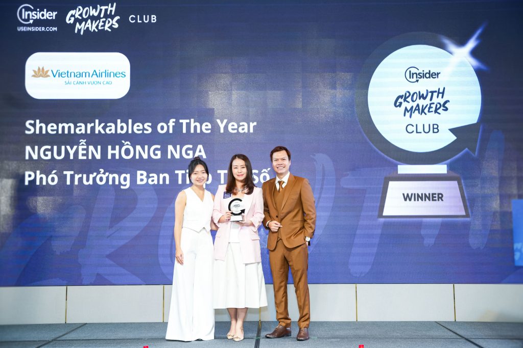 Shemarkables of the Year, Ms. Đỗ Hồng Nga, Phó Trưởng Ban Tiếp Thị Số, Vietnam Airlines